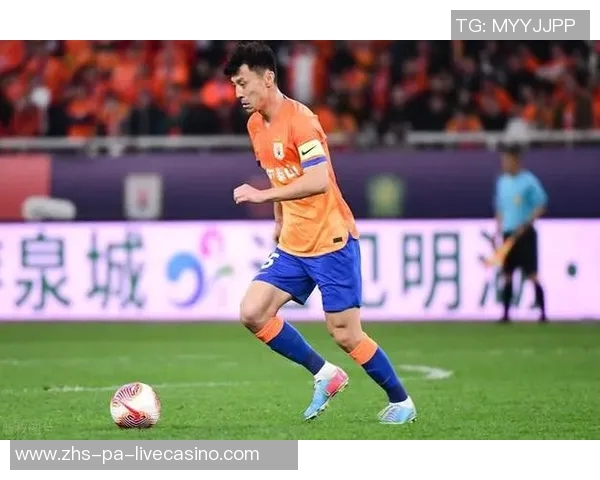 郑铮足球:从青训到职业生涯的辉煌历程与未来展望 郑铮足球:从青训到职业生涯的辉煌历程与未来展望